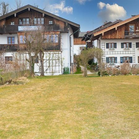 Hotel Peterlhaus à Frauenchiemsee Extérieur photo
