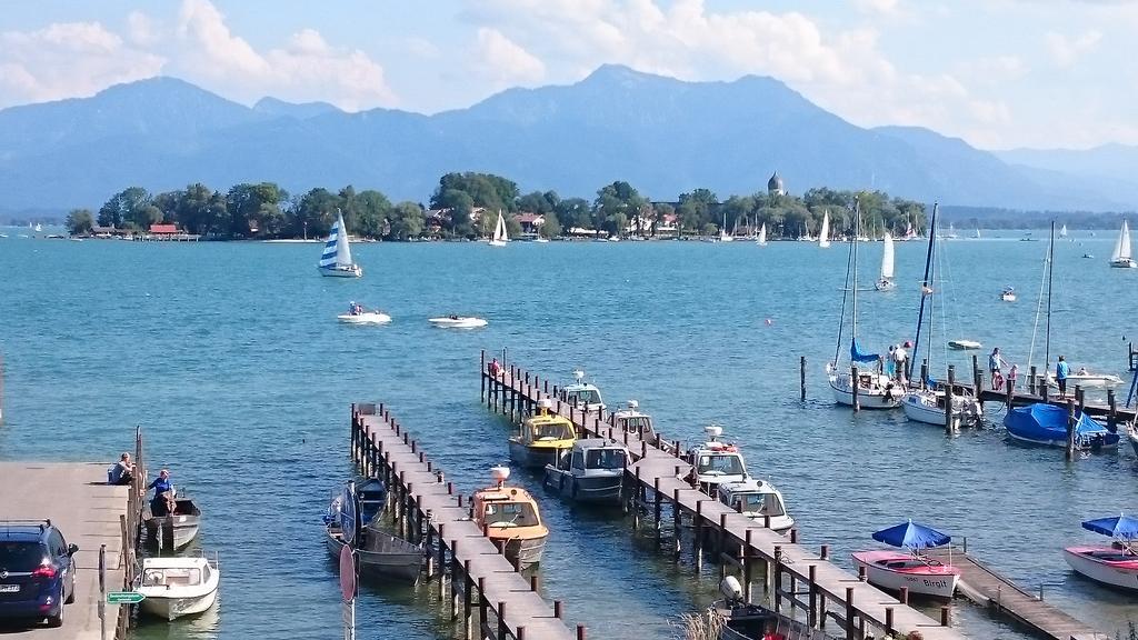 Hotel Peterlhaus à Frauenchiemsee Extérieur photo